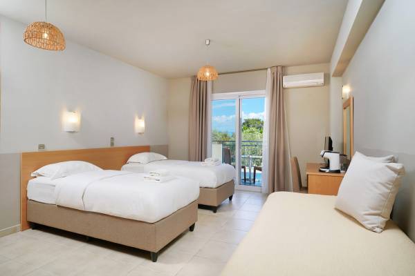 Twin Room Twin Room